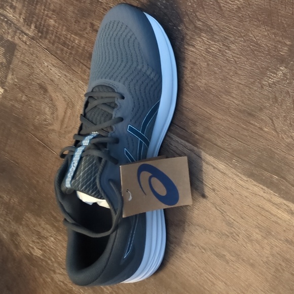 New Mens Size 13 Asics - Picture 3 of 4